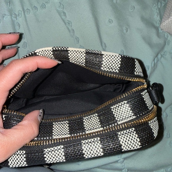 Tory Burch Black and Cream Checkered Bag - Picture 4 of 5